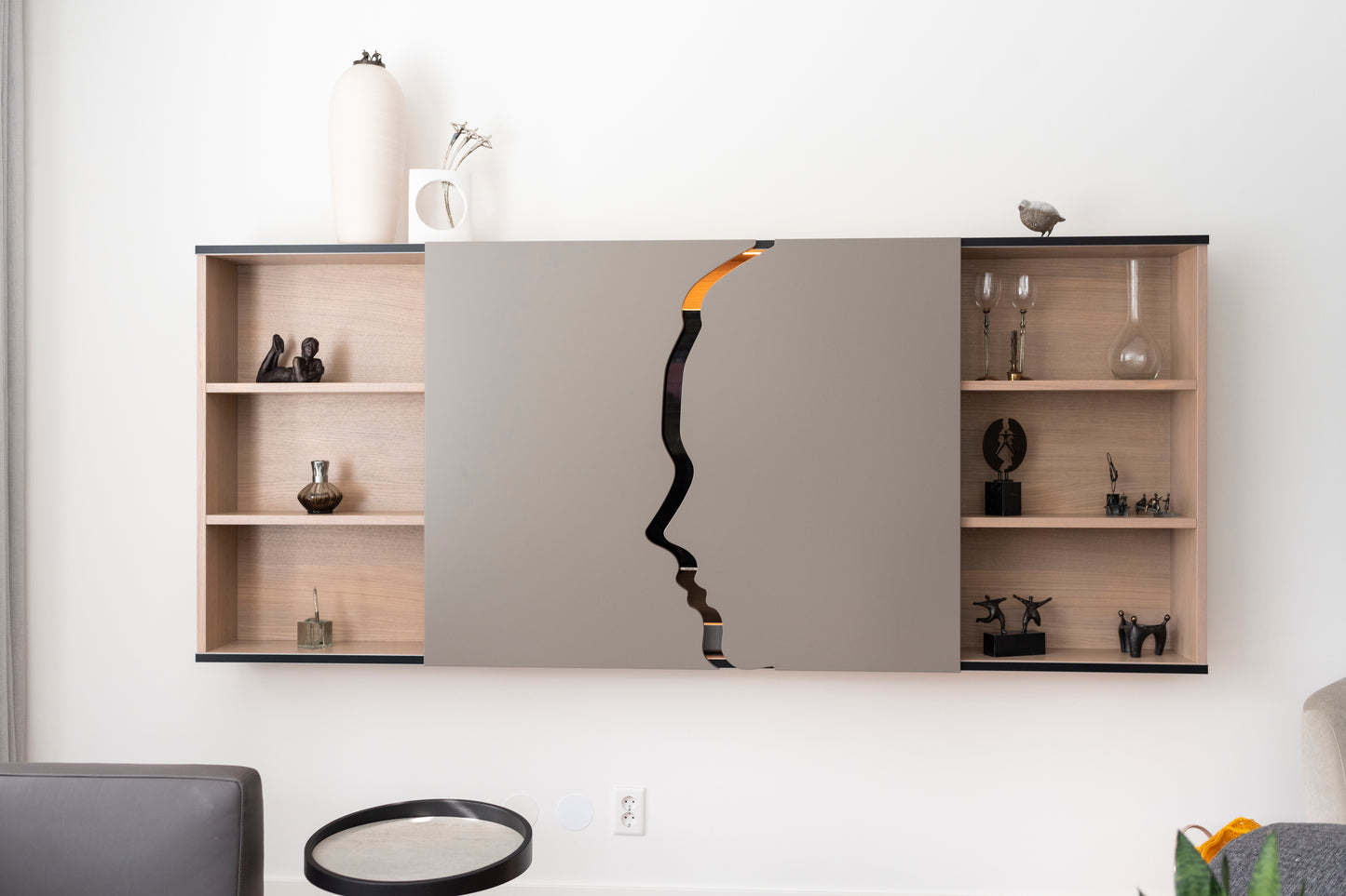 Modern tv-meubel met houtfineer en minimalistisch design